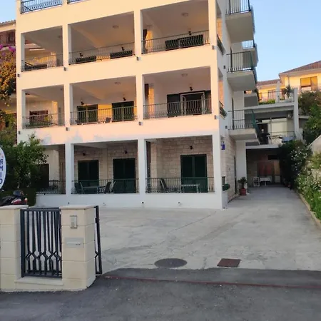 Apartamento Ante Split-podstrana *