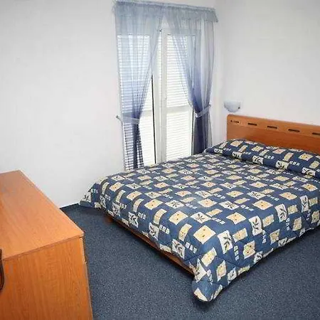 Apartament Ante Split-podstrana *