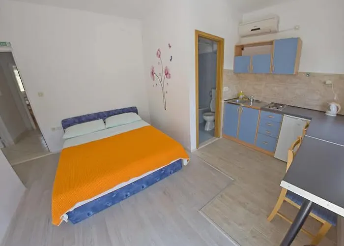 Ante Split-podstrana Podstrana